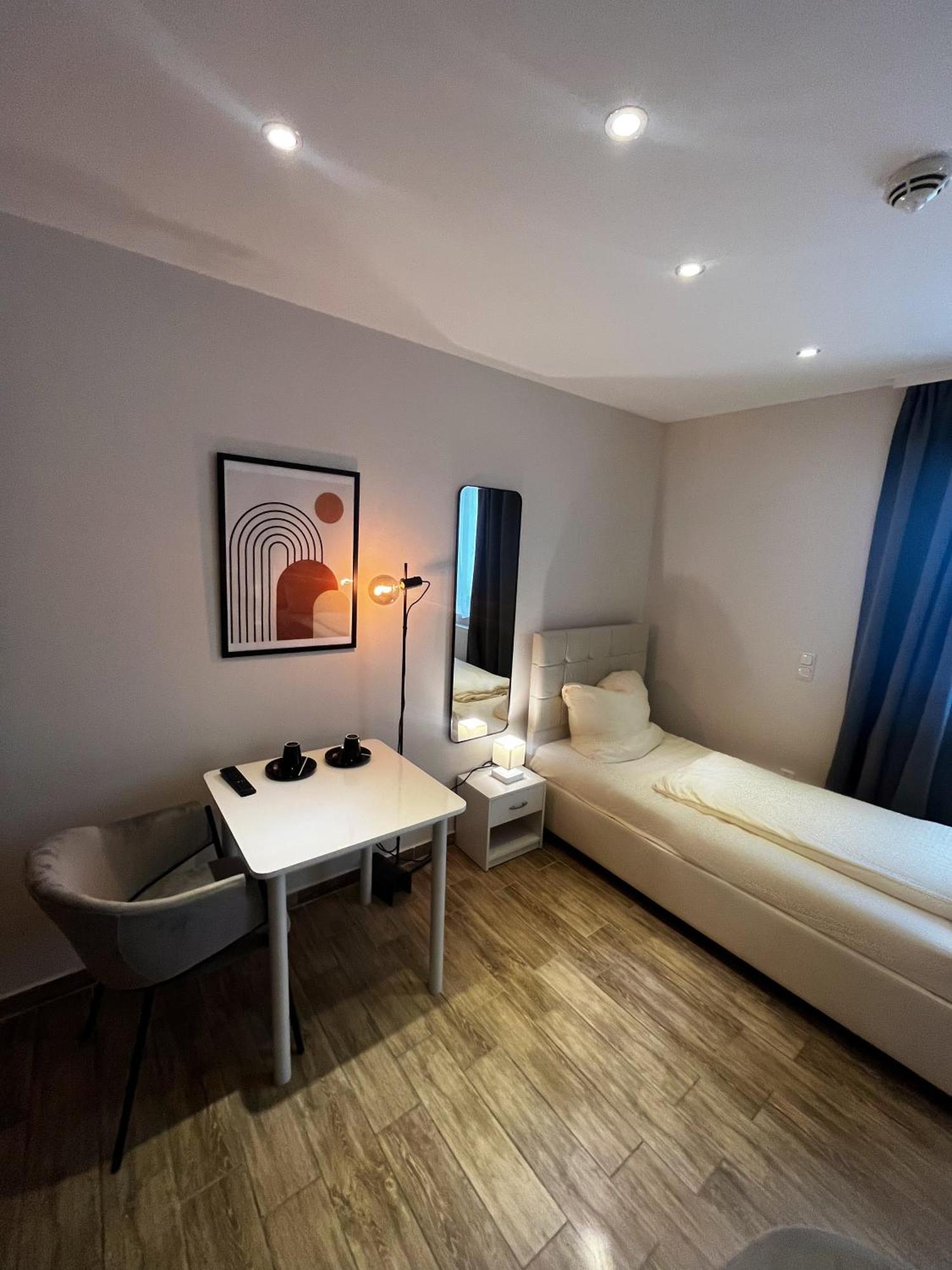 Mala Me Hotel Hannover Esterno foto